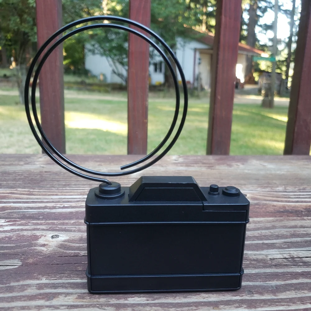 Camera Picture or Memo Holder [Set Of 3]